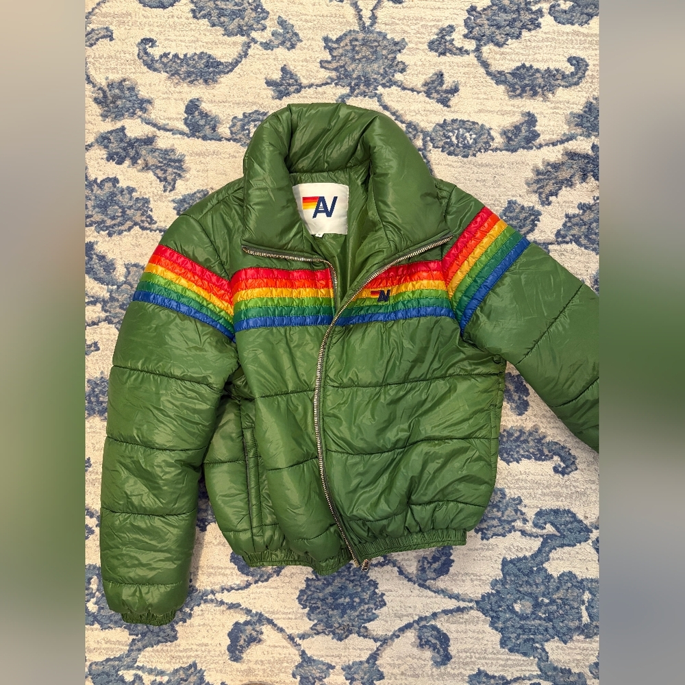 AVIATOR NATION 6 STRIPE LUXE APRES PUFFER JACKET - GLOSSY AMAZON Size Small